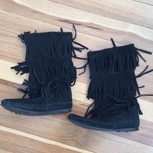 Minnetonka Black Fringe Boots